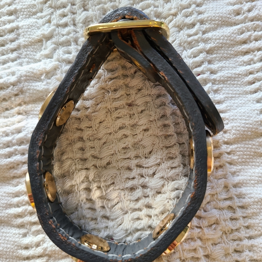 Leather and Gold- Colored accent Belt Bracelet - Picture 16 of 16